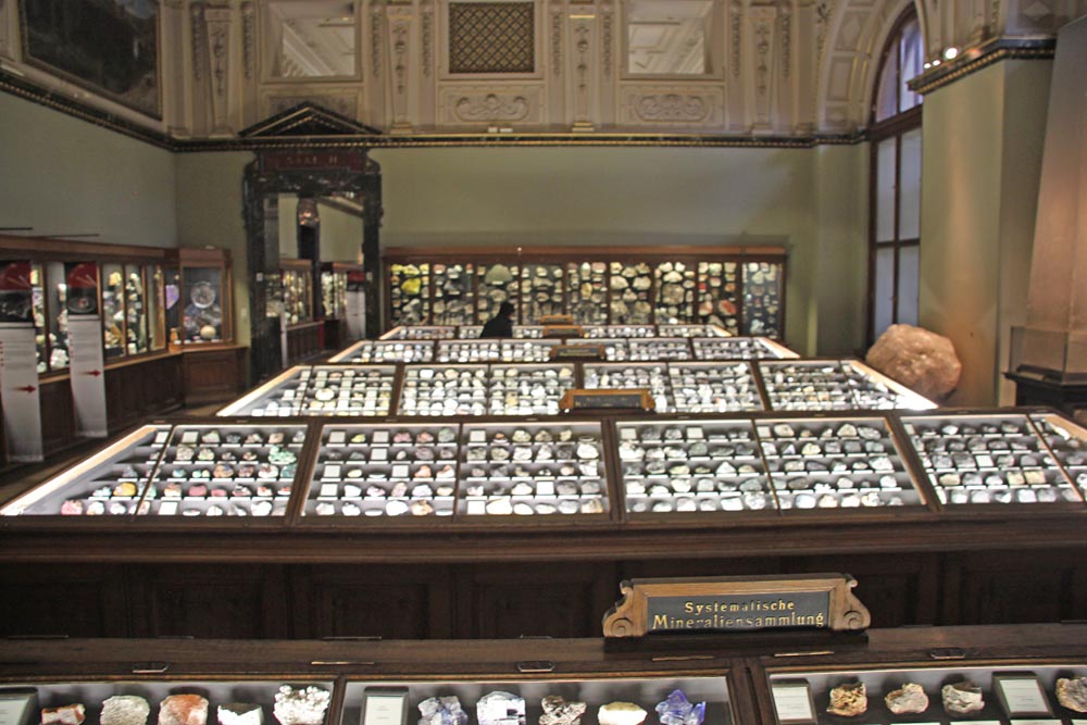NHM collection room 2